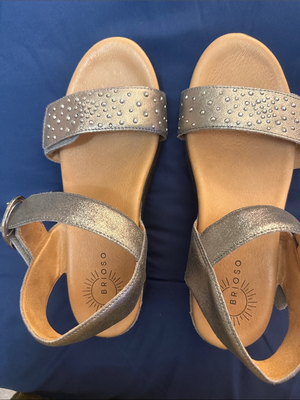Metallic Silver Studded Women’s Sandals Brioso